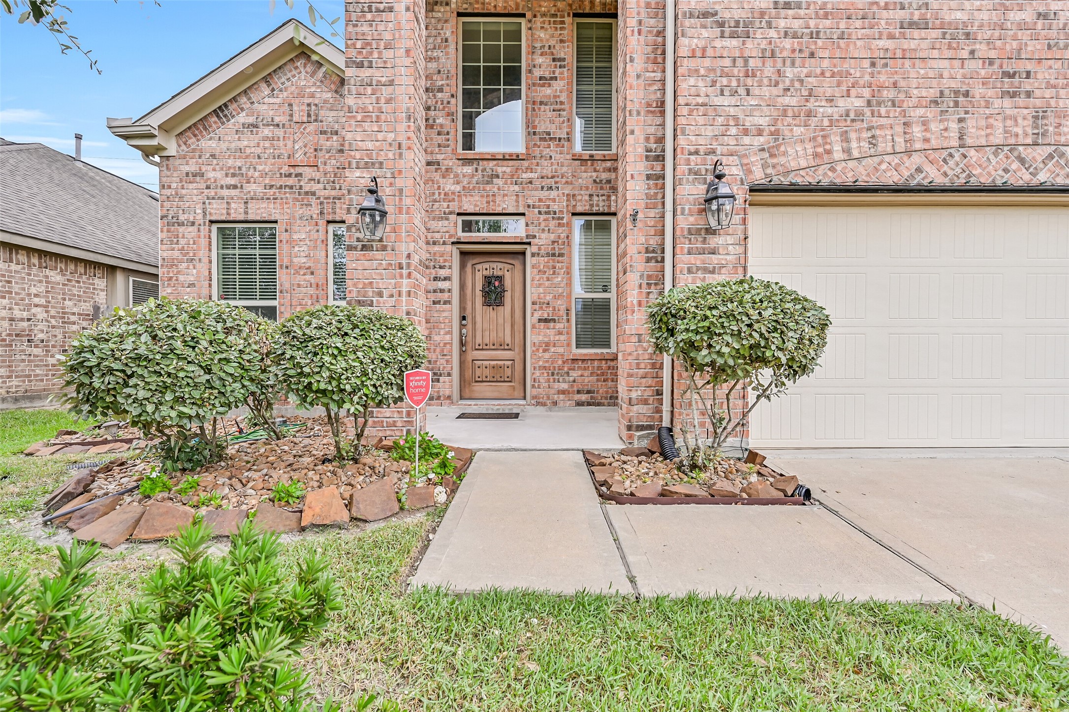 4511 Apple Point Lane Rosharon, TX 77583 - Photo 3 of 39