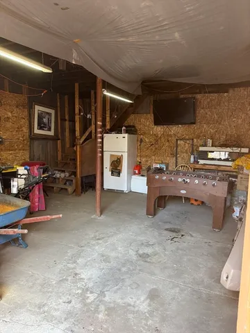 a view of a storage & utility room