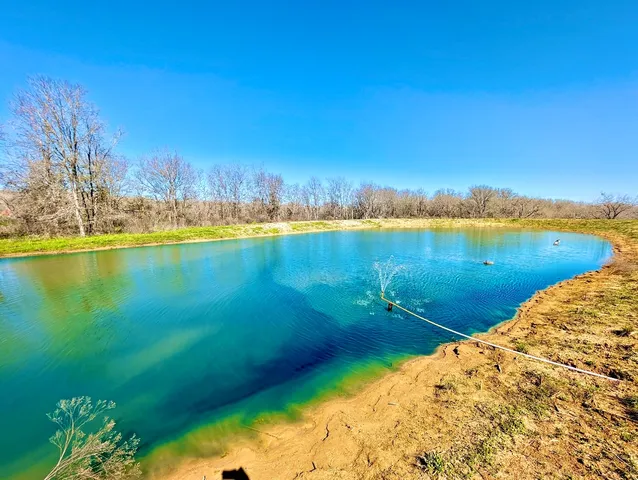 $284,700 | 1118 County Road 447, Waelder, TX 78959