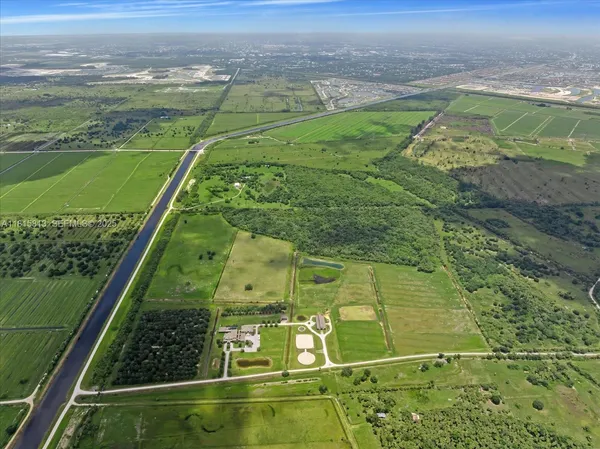 $26,495,000 | 16675 C-24 Canal Road, Port St. Lucie, FL 34987