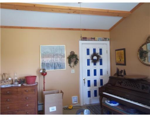 1438 Waltham Road Ellsworth, ME 04605 - Photo 11 of 23 Living Room.