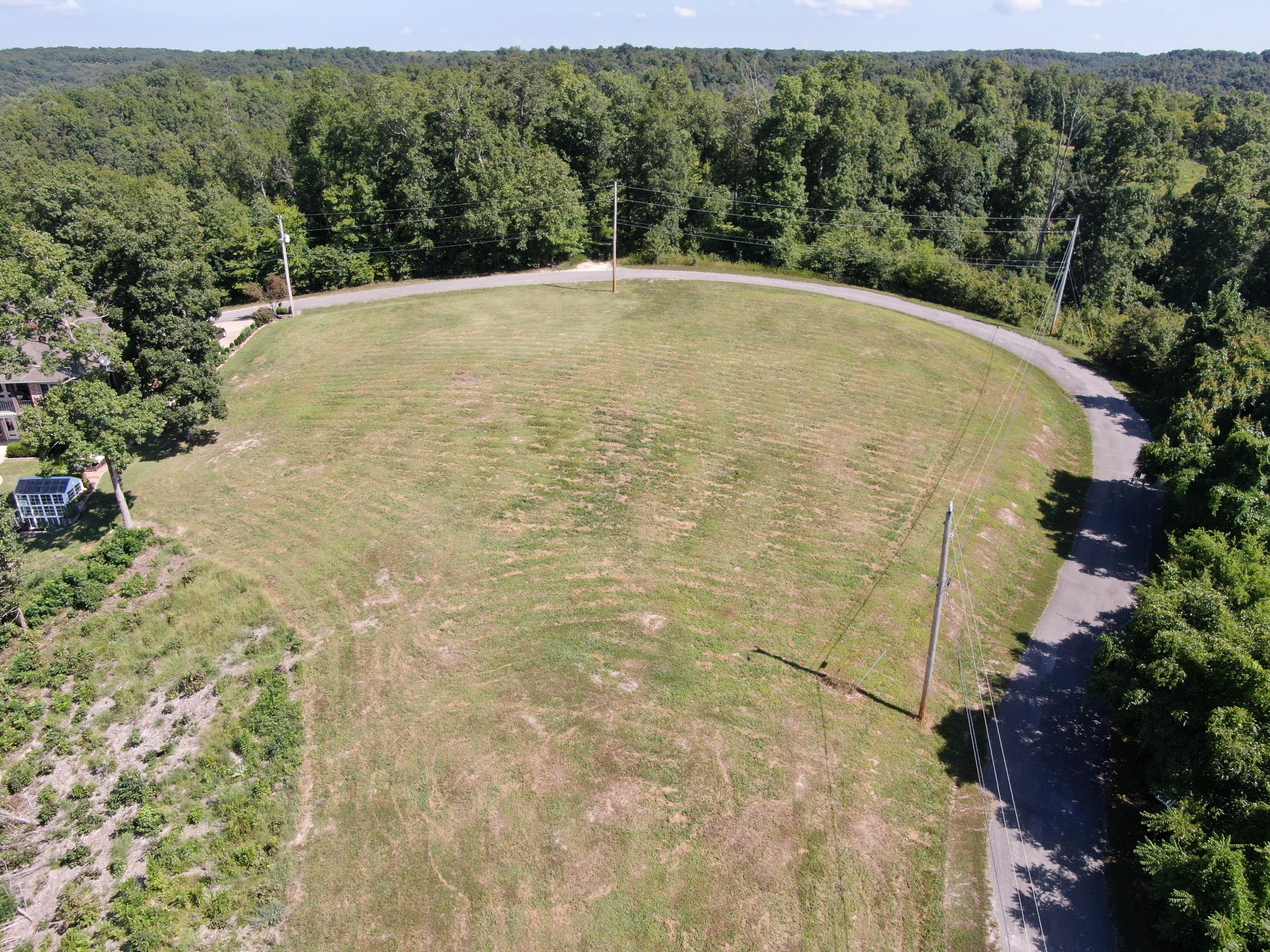 23 River Trace Road Dover, TN 37058 - Photo 2 of 12 Gallery Image 2