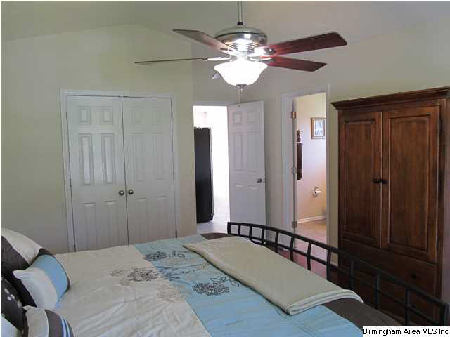 1504 Rockview Circle Weaver, AL 36277 - Photo 13 of 32