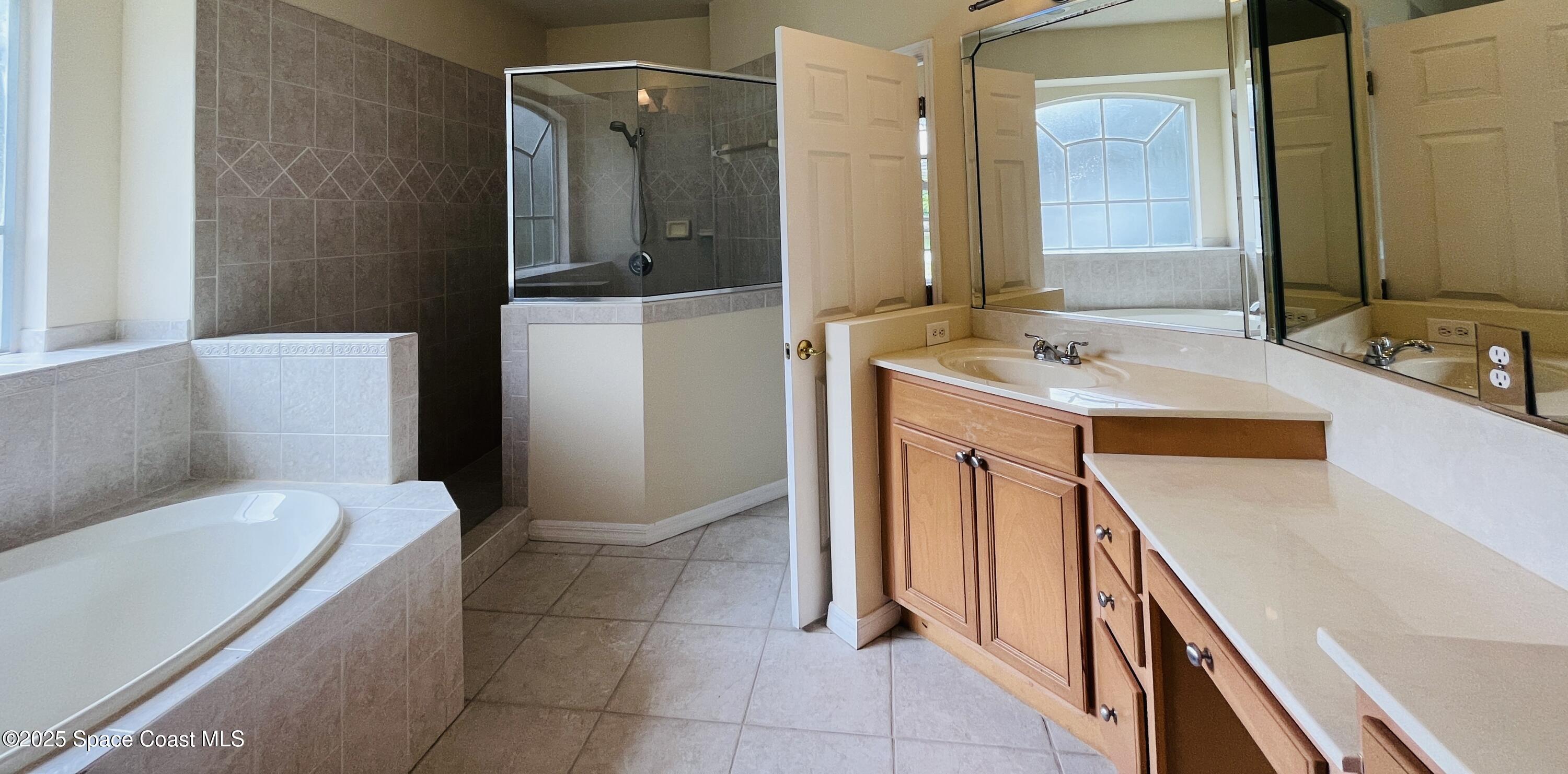 5810 Eagle Way Merritt Island, FL 32953 - Photo 8 of 19 20251217_161543916_iOS