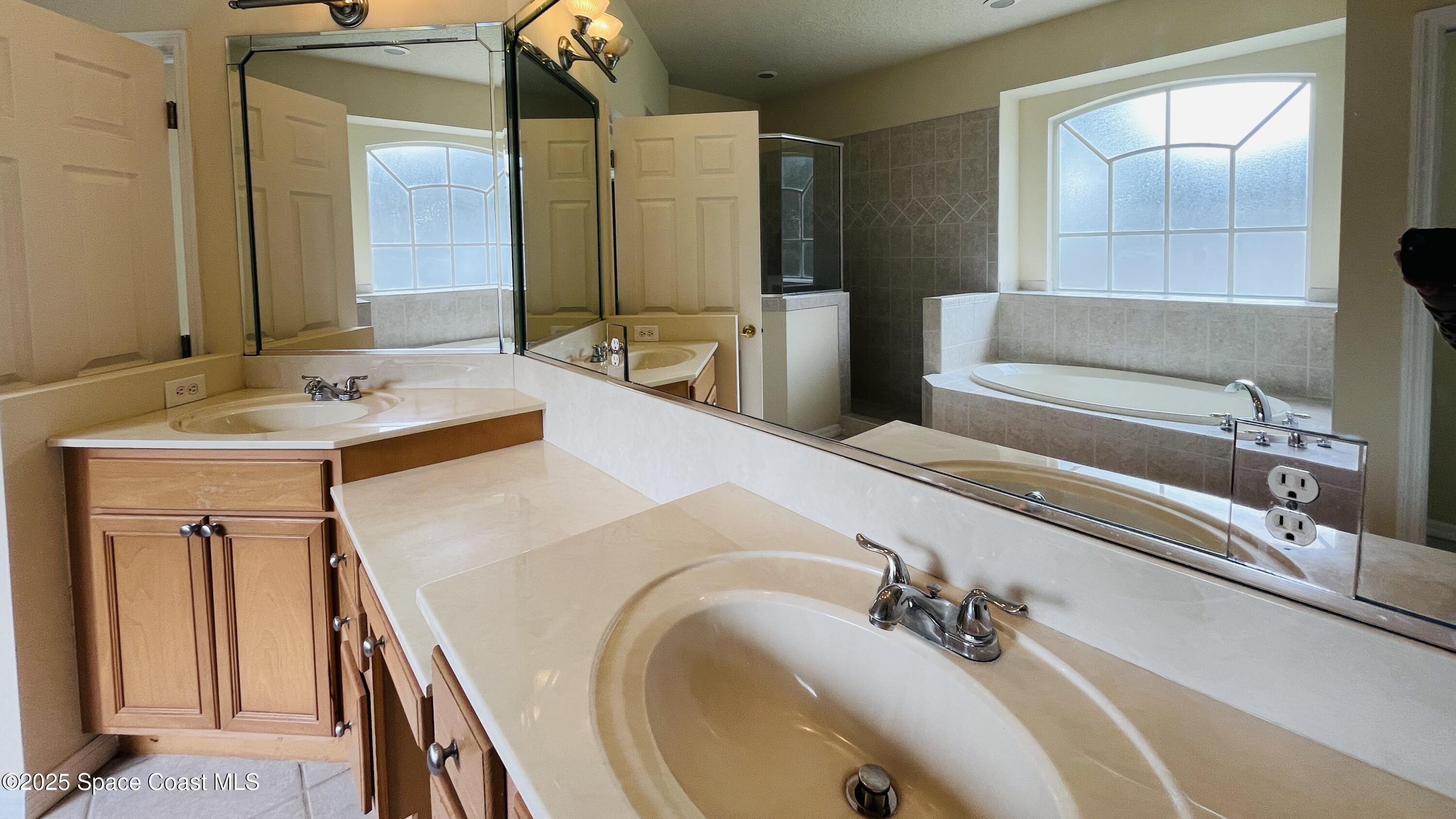 5810 Eagle Way Merritt Island, FL 32953 - Photo 9 of 19 20251217_161550139_iOS