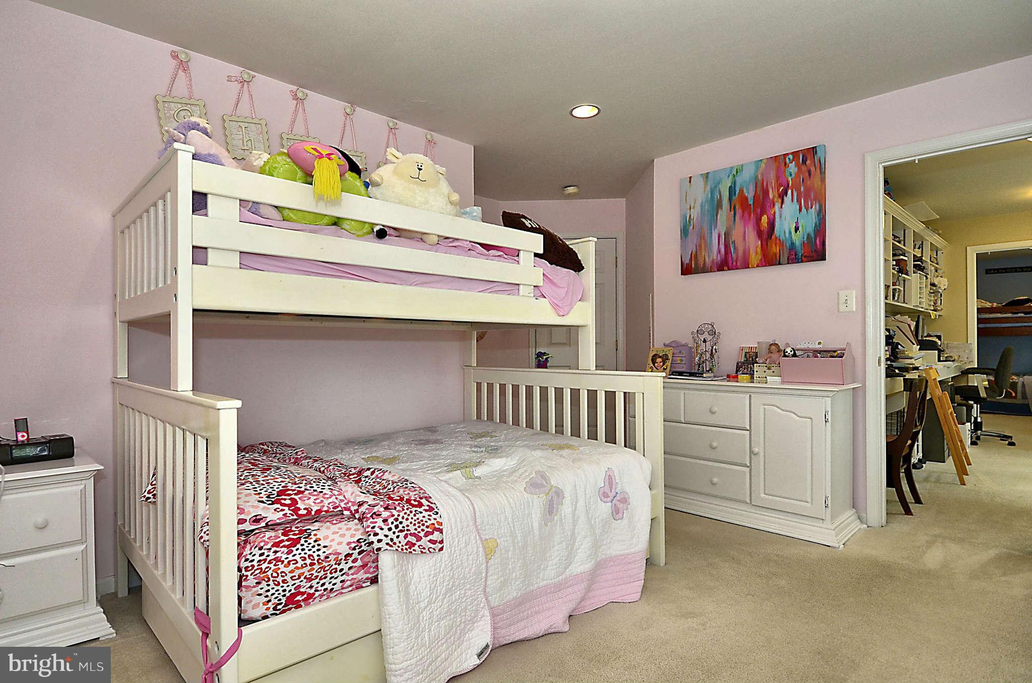 10910 Bells Ridge Drive Potomac, MD 20854 - Photo 20 of 29 Bedroom