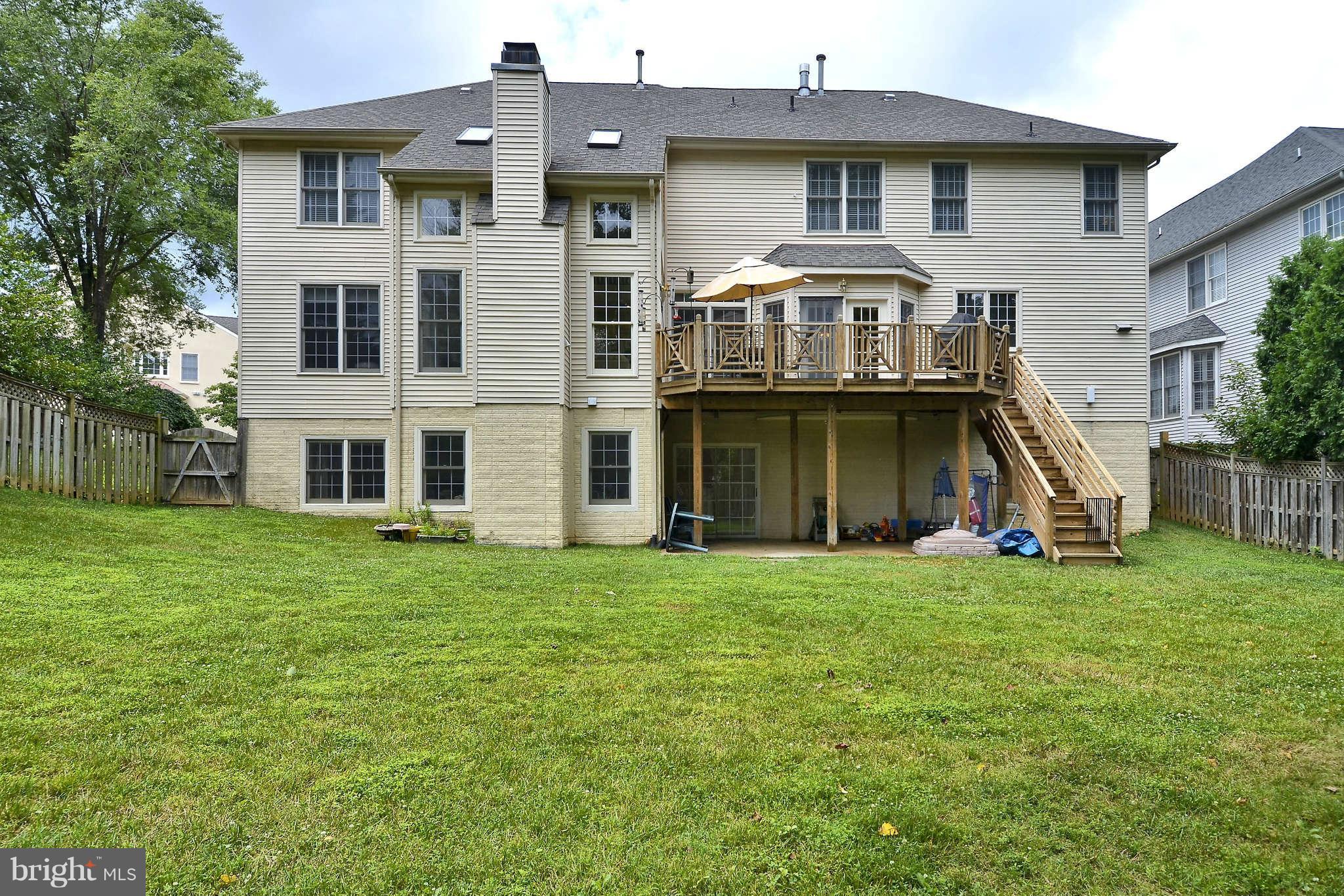 10910 Bells Ridge Drive Potomac, MD 20854 - Photo 3 of 29 Exterior Rear
