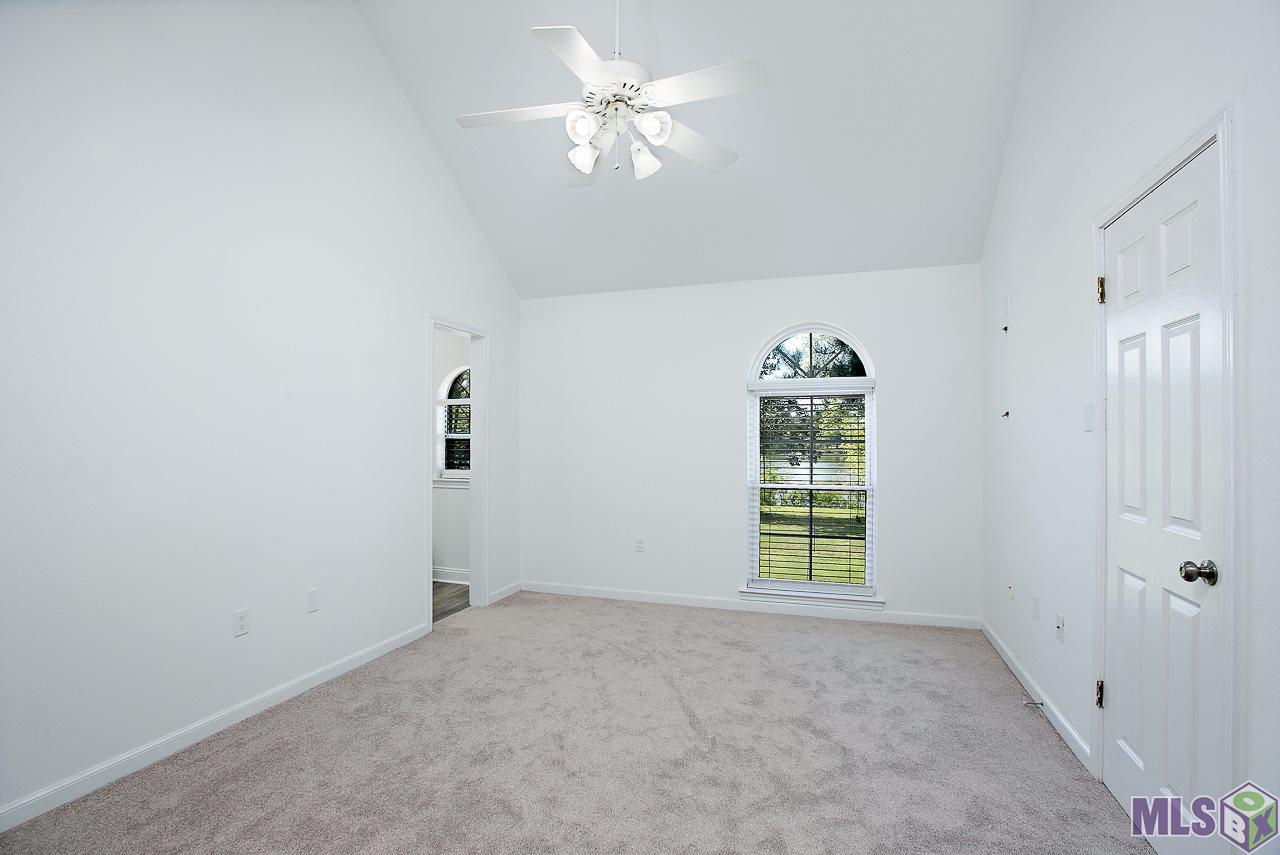 9907 East Groner Avenue Baton Rouge, LA 70809 - Photo 12 of 17