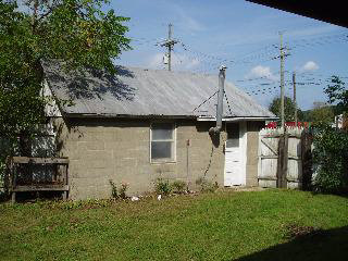 9691 Exeter Road Carleton, MI 48117 - Photo 5 of 6 1 car block garage