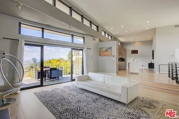 $11,800 | 3223 Tareco Drive, Los Angeles, CA 90068