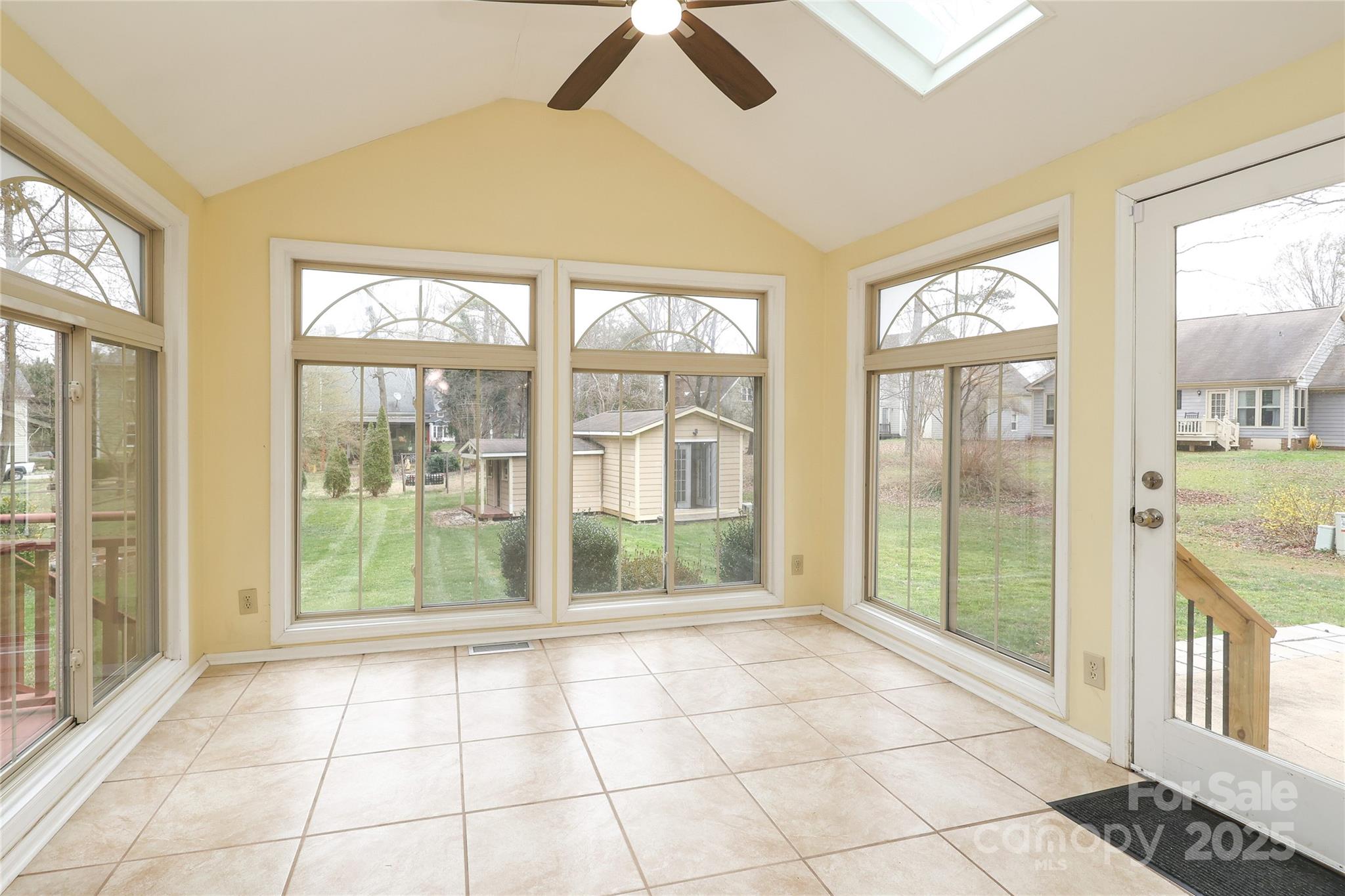 10914 Ridge Acres Road Charlotte, NC 28214 - Photo 14 of 48 Gallery Image 14
