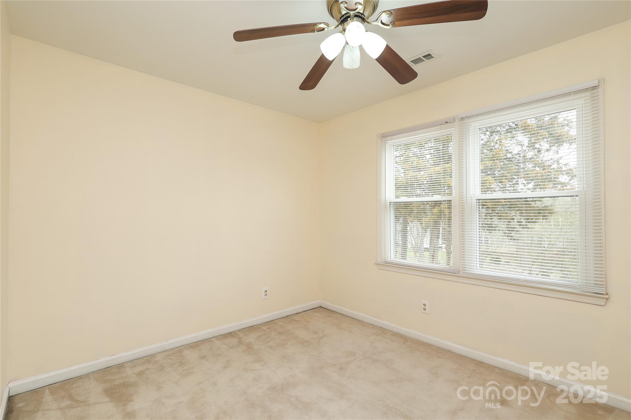 10914 Ridge Acres Road Charlotte, NC 28214 - Photo 29 of 48 Gallery Image 29