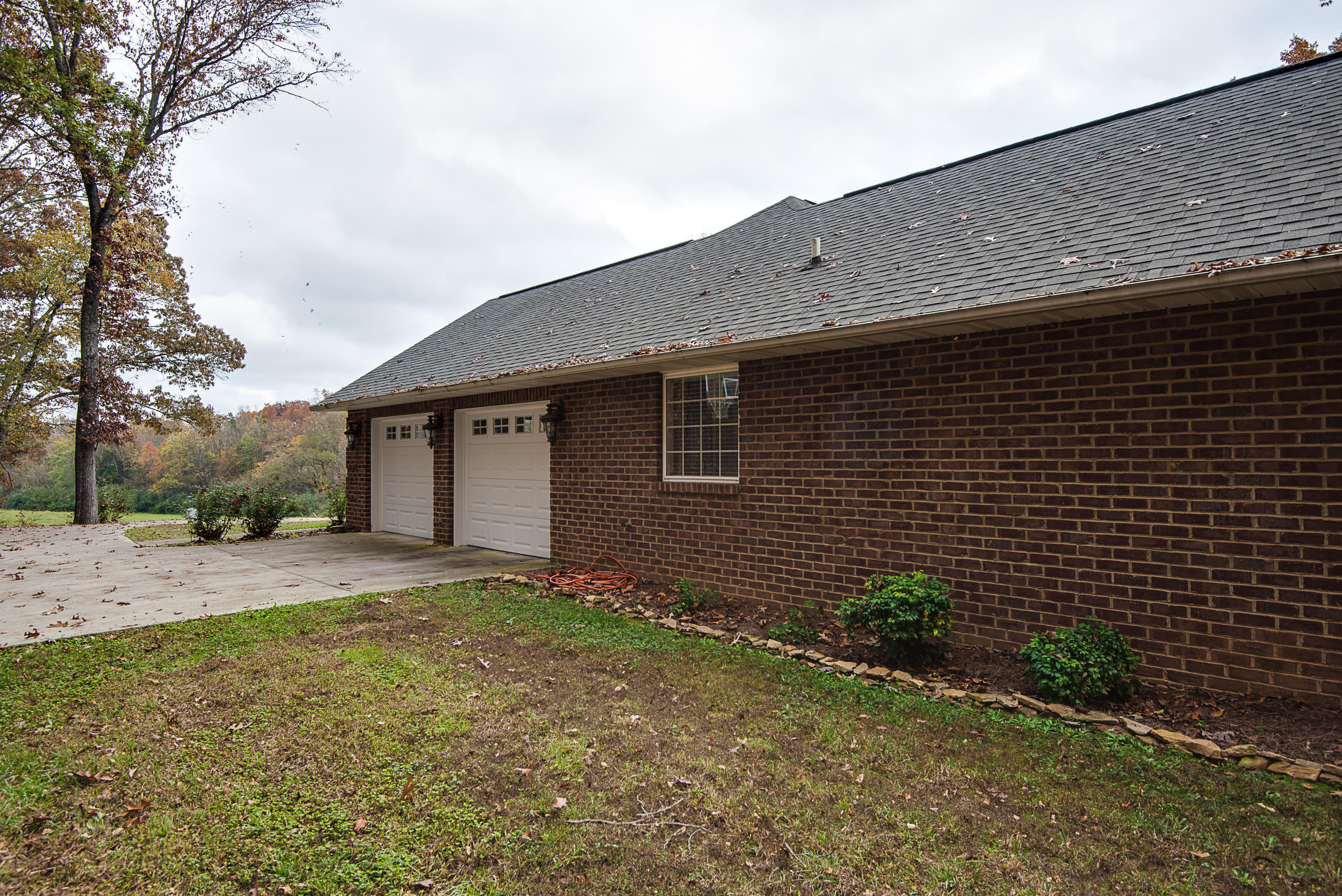 1035 Seed Tick Road Philadelphia, TN 37846 - Photo 25 of 25 Side View