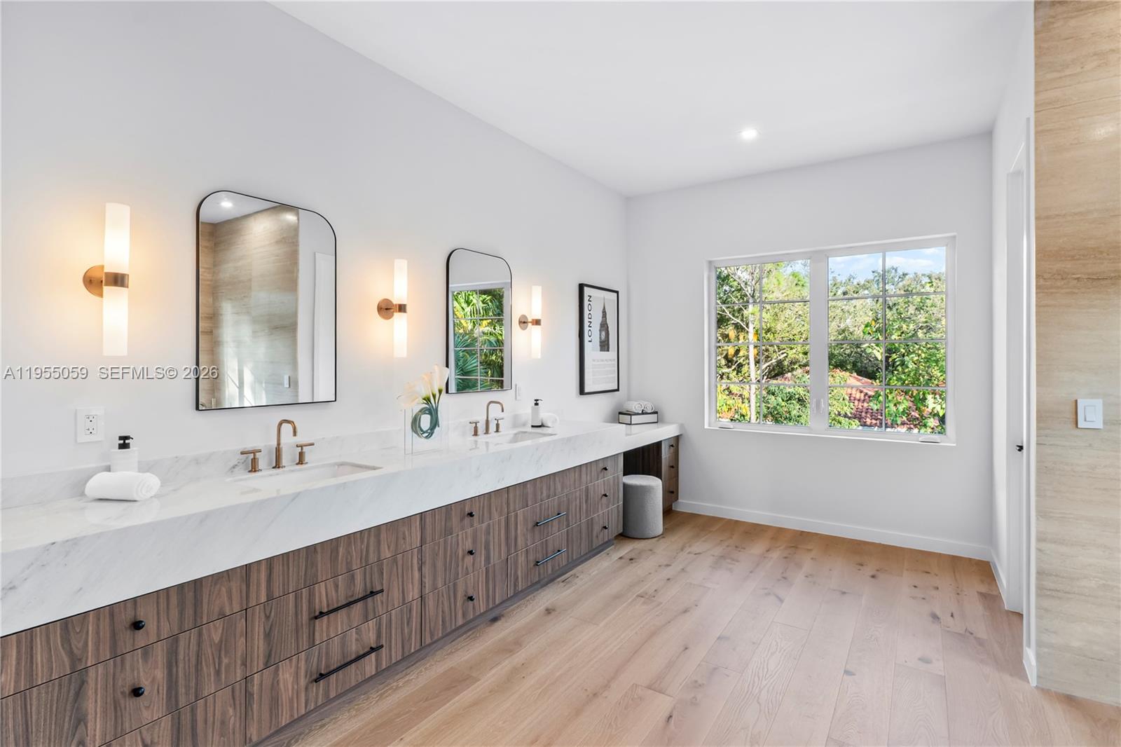 7605 Southwest 71st Avenue Miami, FL 33143 - Photo 21 of 47