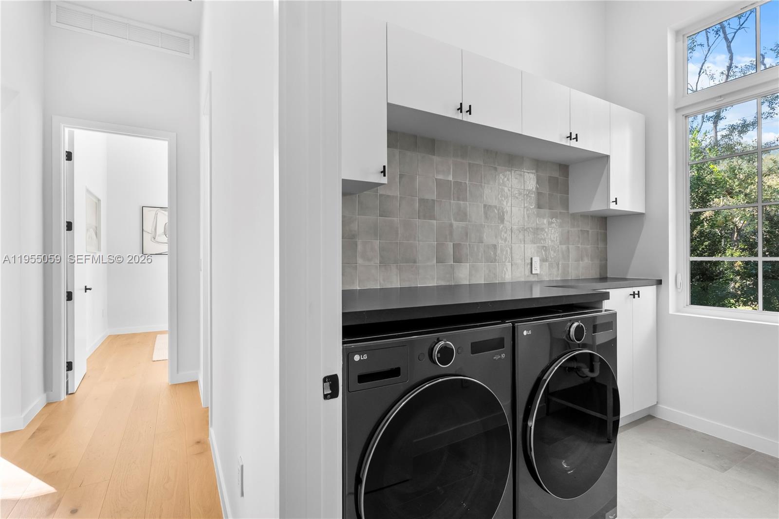 7605 Southwest 71st Avenue Miami, FL 33143 - Photo 31 of 47