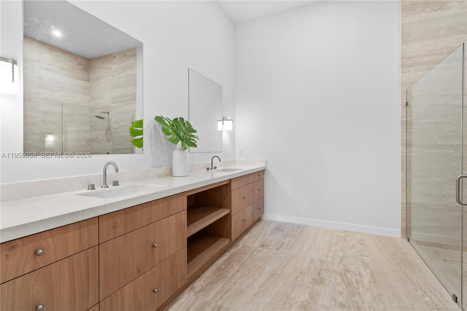 7605 Southwest 71st Avenue Miami, FL 33143 - Photo 33 of 47