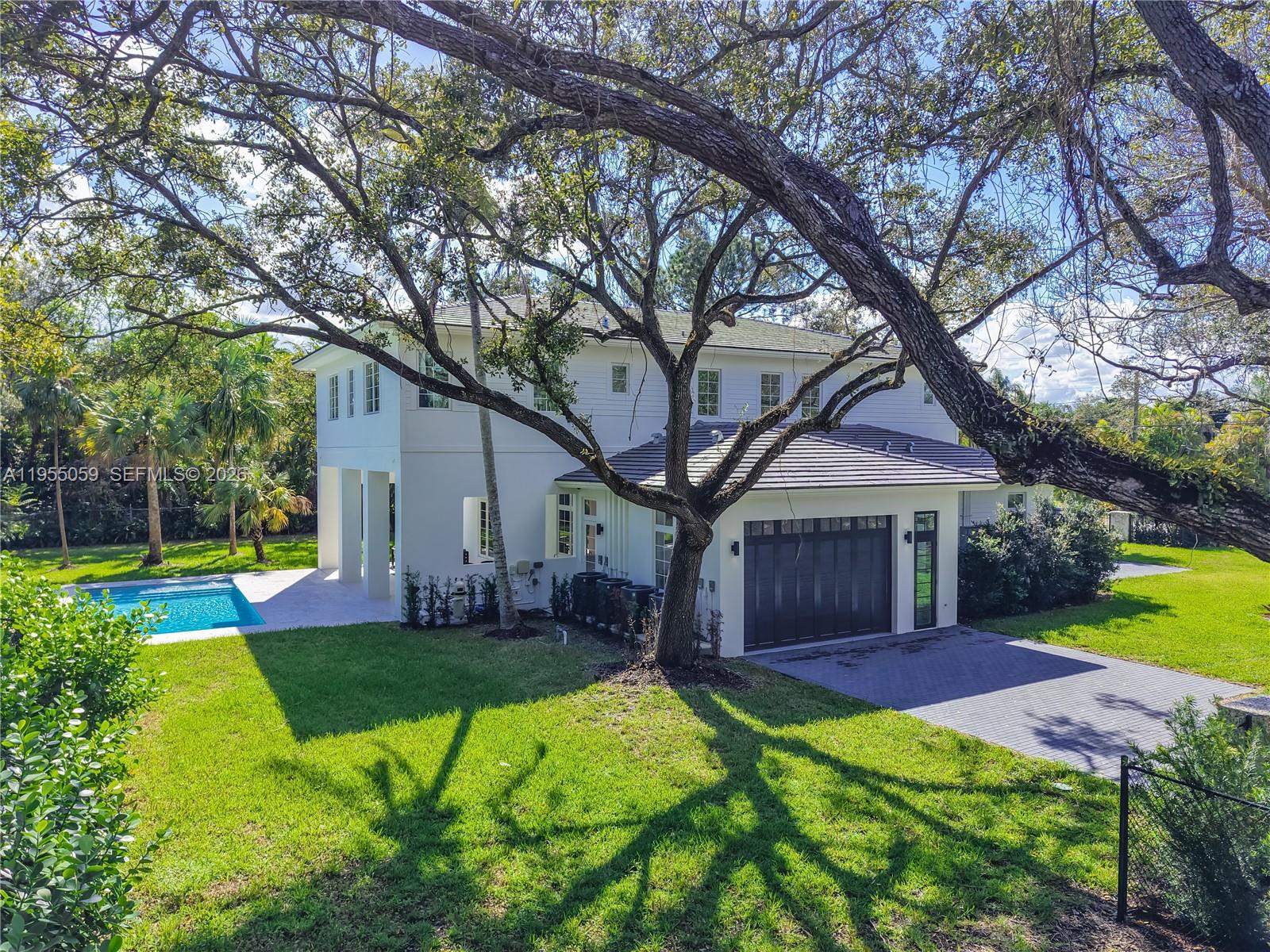 7605 Southwest 71st Avenue Miami, FL 33143 - Photo 43 of 47