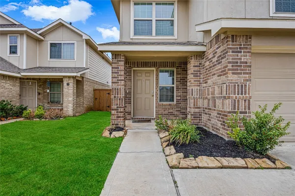 $2,300 | 32610 Orchard Haze Drive, Brookshire, TX 77423