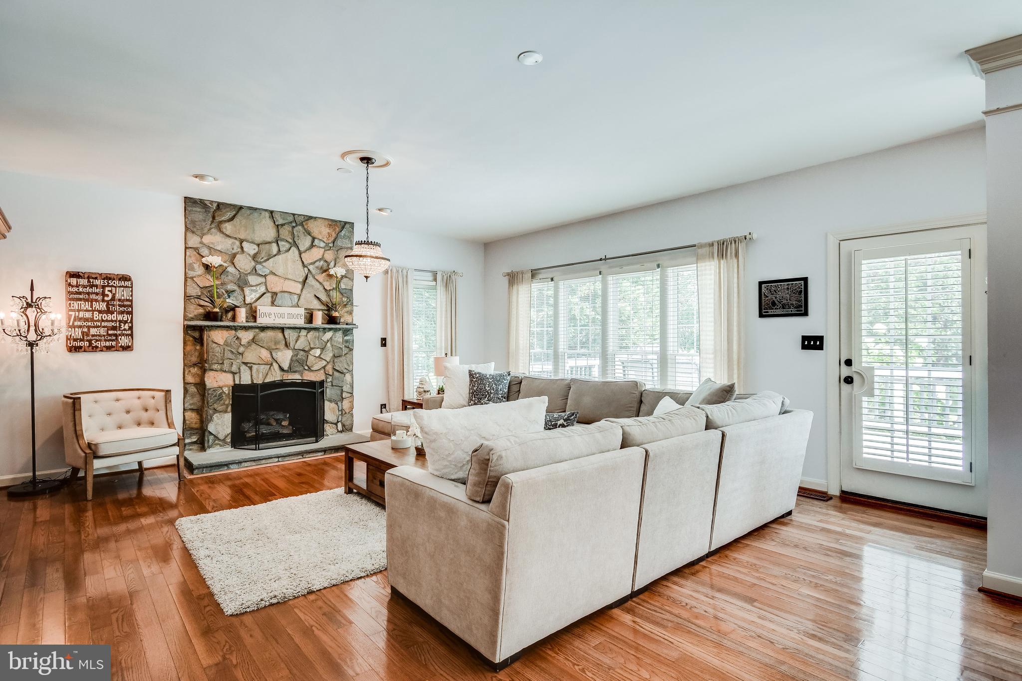 43327 Ritter Lane Chantilly, VA 20152 - Photo 23 of 65 Enjoy family time in this cozy family room
