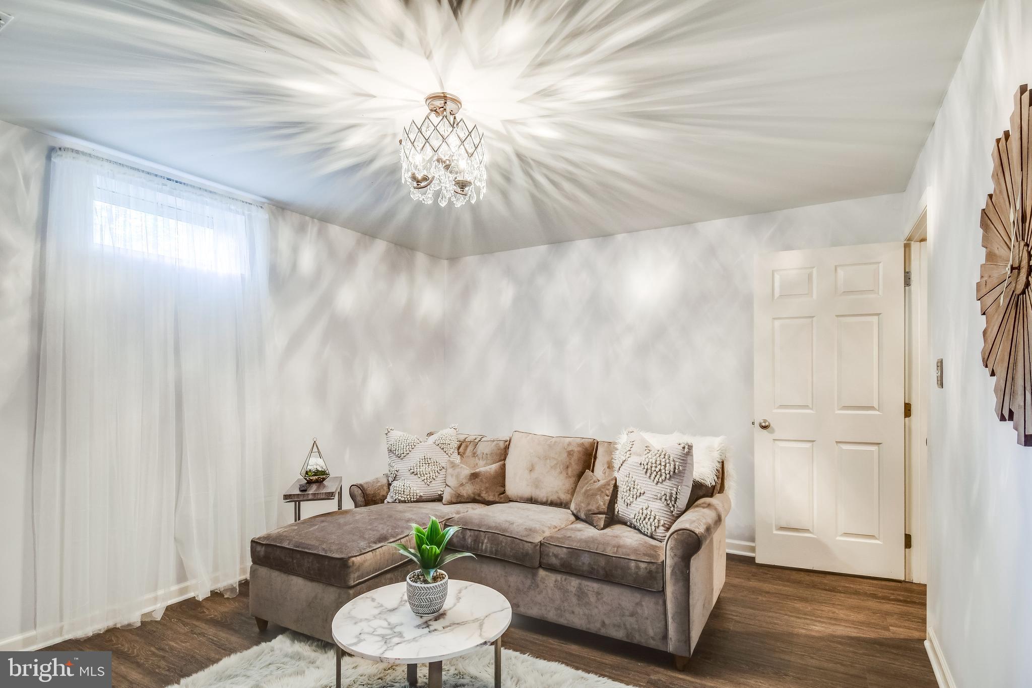 43327 Ritter Lane Chantilly, VA 20152 - Photo 43 of 65 Gallery Image 43