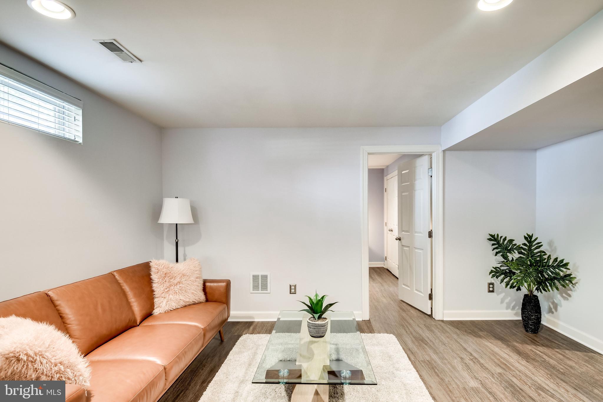 43327 Ritter Lane Chantilly, VA 20152 - Photo 54 of 65 Gallery Image 54