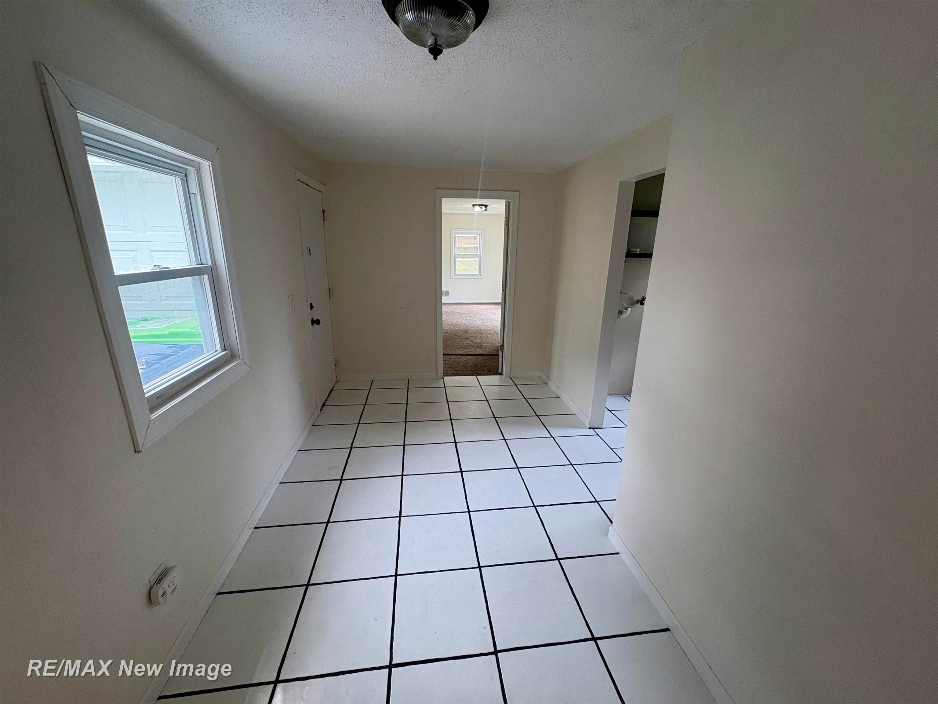 2335 Shattuck Road Saginaw, MI 48603 - Photo 13 of 15 Gallery Image 13