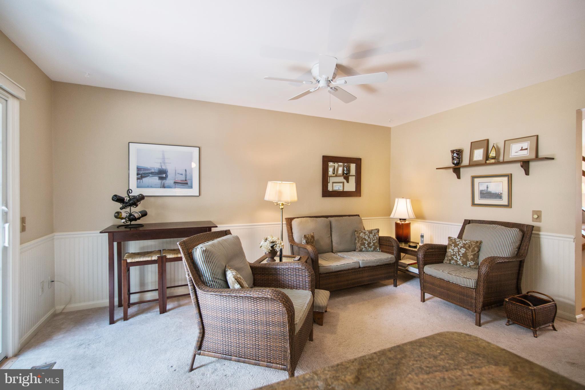 303 Crescendo Way Silver Spring, MD 20901 - Photo 11 of 30 Family Room