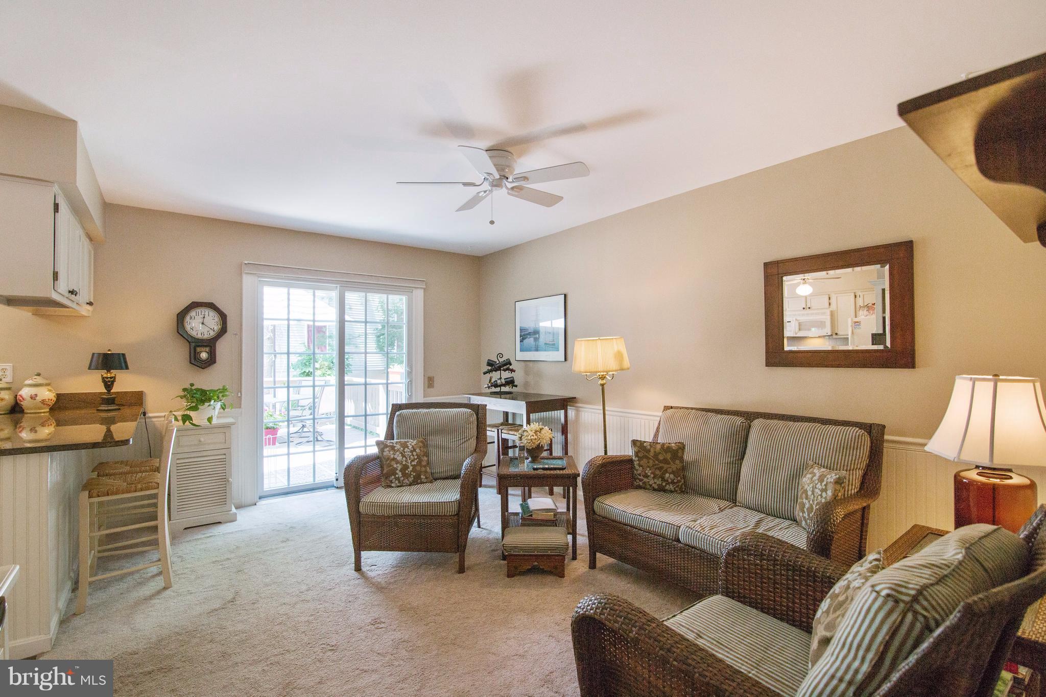 303 Crescendo Way Silver Spring, MD 20901 - Photo 10 of 30 Family Room