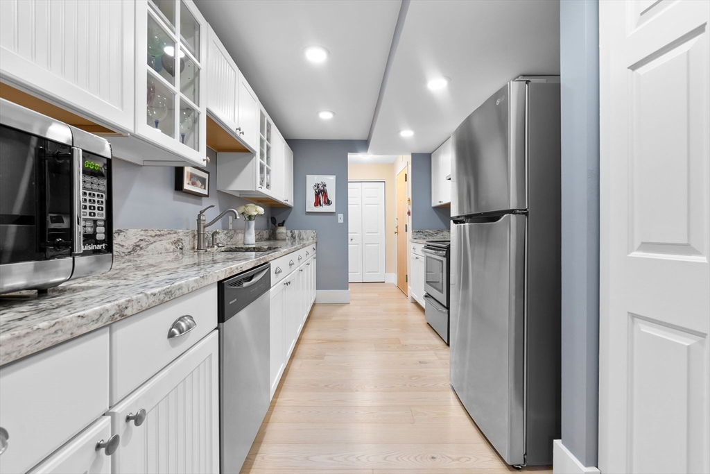 1 Loring Avenue, Unit 212 Swampscott, MA 01907 - Photo 24 of 35