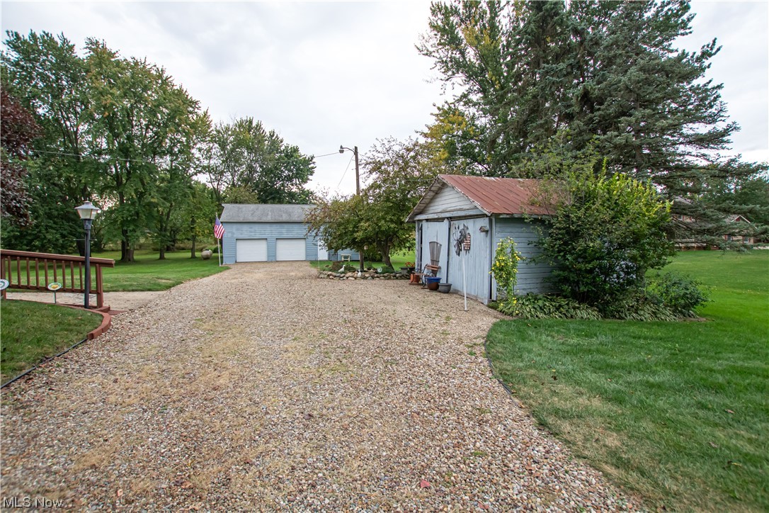 3946 Poe Road Medina, OH 44256 - Photo 32 of 35 Gallery Image 32