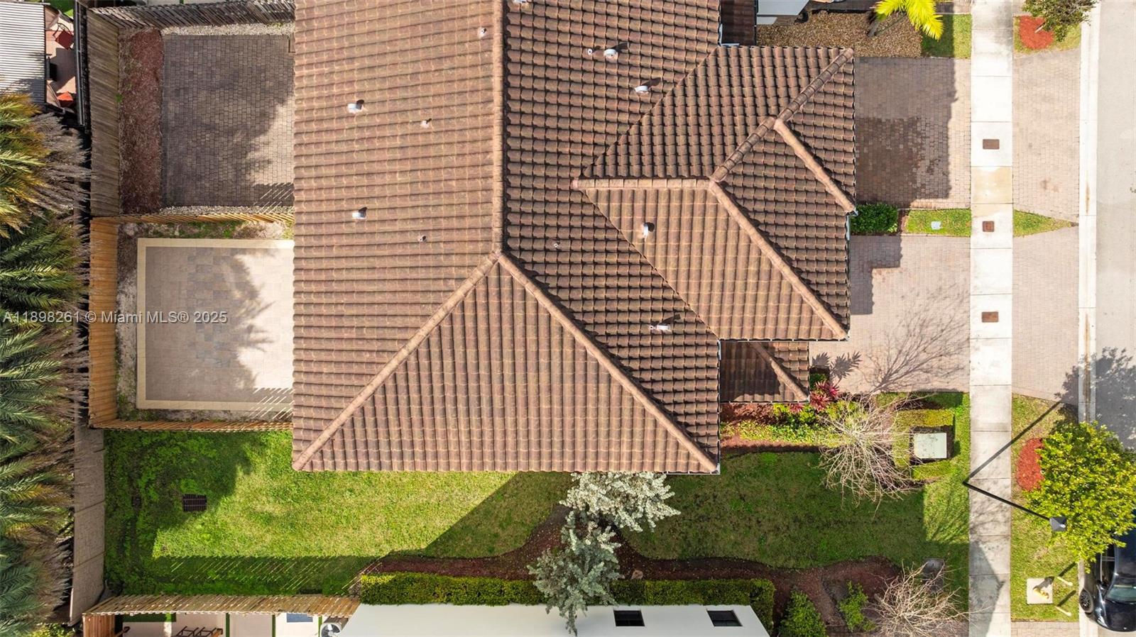 9000 Northwest 183rd Street, Unit 9000 Hialeah, FL 33018 - Photo 4 of 41 front view of a building