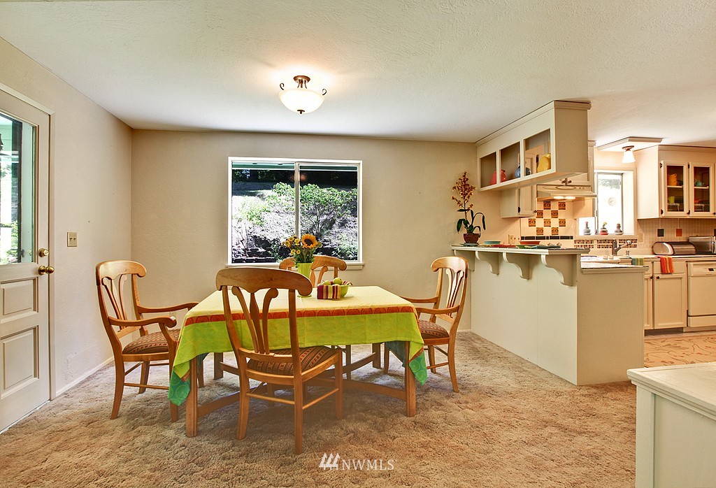 16060 Pearson Point Road Northeast Poulsbo, WA 98370 - Photo 2 of 15 Gallery Image 2