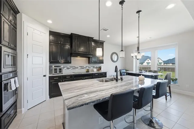 $584,990 | 115 Sapphire Lane, Waxahachie, TX 75165