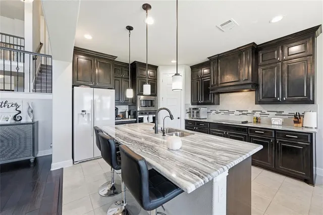 $584,990 | 115 Sapphire Lane, Waxahachie, TX 75165