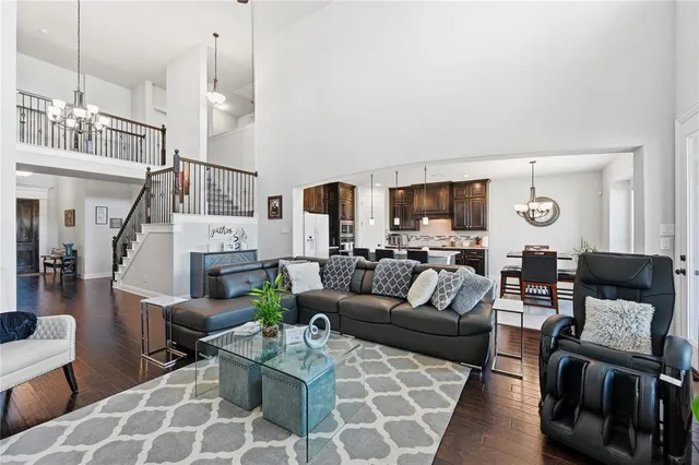 $584,990 | 115 Sapphire Lane, Waxahachie, TX 75165