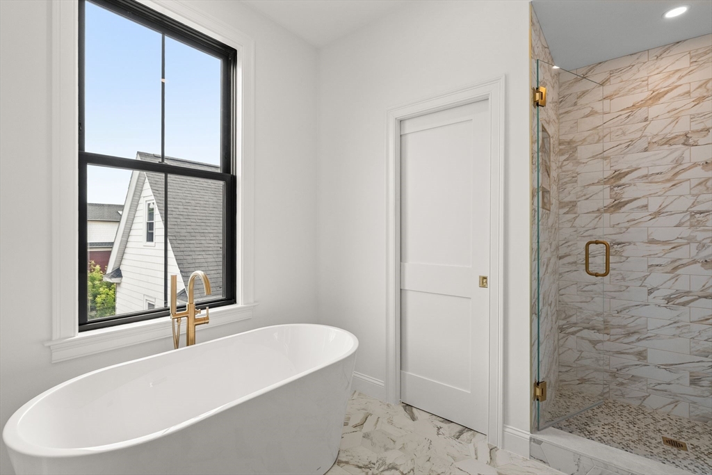 27 Shepard Street, Unit 4 Boston, MA 02135 - Photo 34 of 40