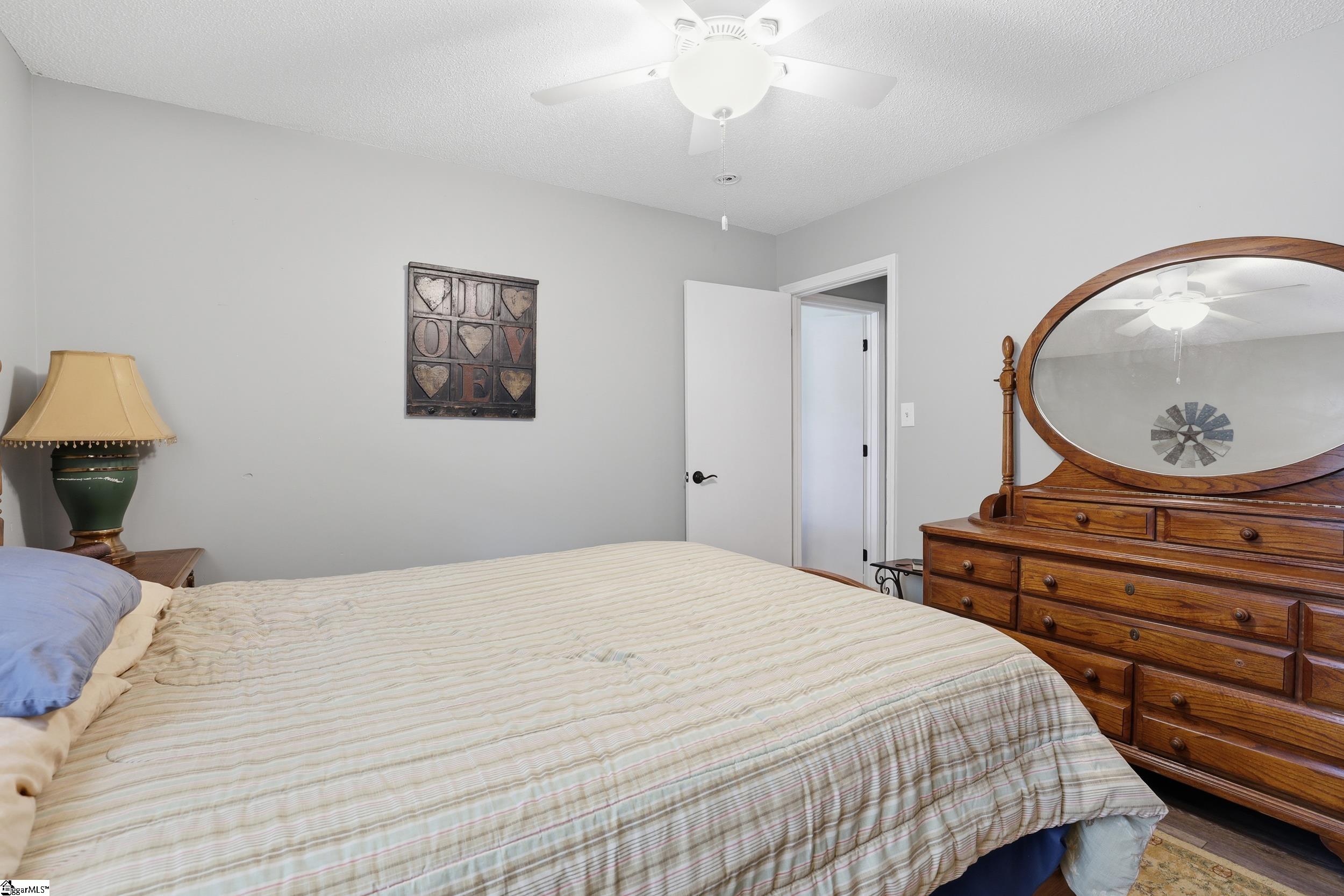 292 Carr Road Piedmont, SC 29673 - Photo 19 of 38