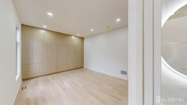 $1,999,000 | 93 Buckley Road, Marlboro, NJ 07746