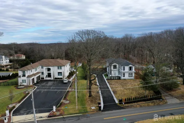 $1,999,000 | 93 Buckley Road, Marlboro, NJ 07746