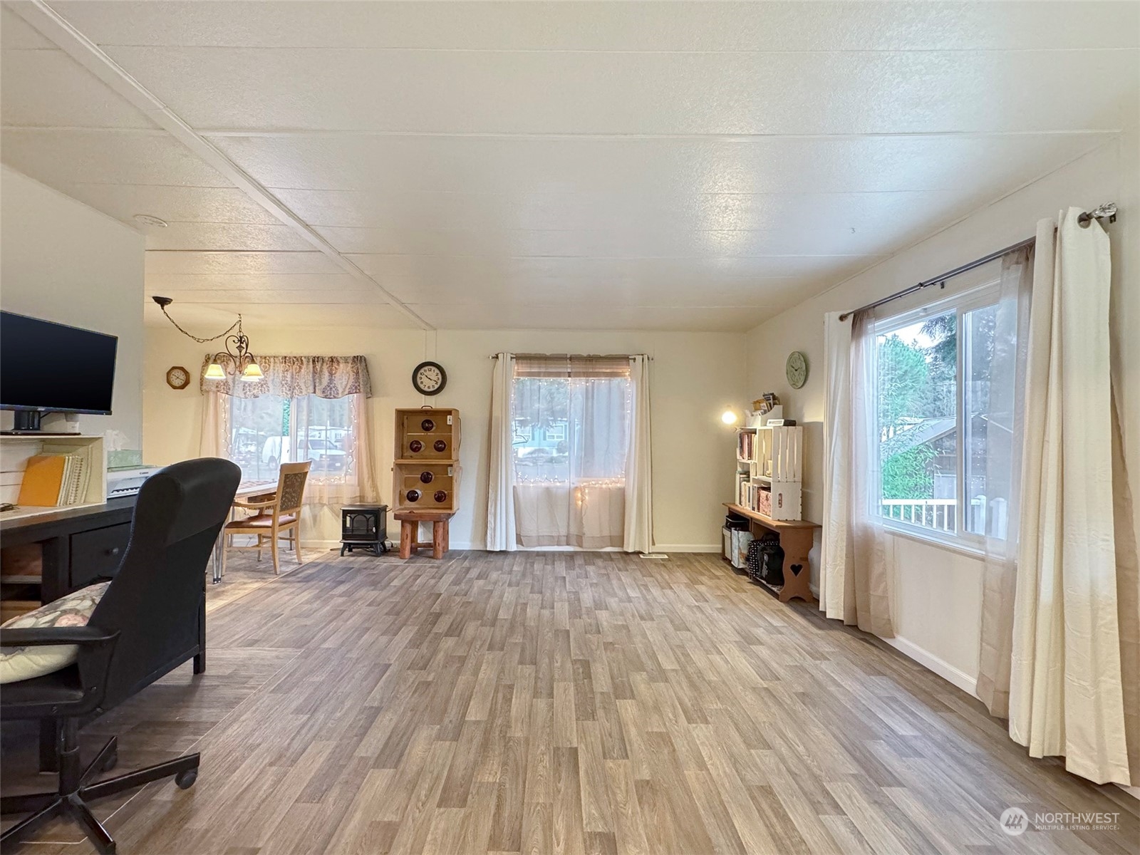 90 Baywood Village Road, Unit 9 Sequim, WA 98382 - Photo 11 of 40 Gallery Image 11