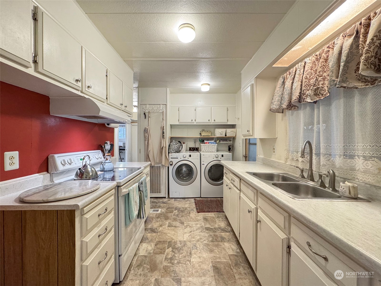 90 Baywood Village Road, Unit 9 Sequim, WA 98382 - Photo 18 of 40 Gallery Image 18