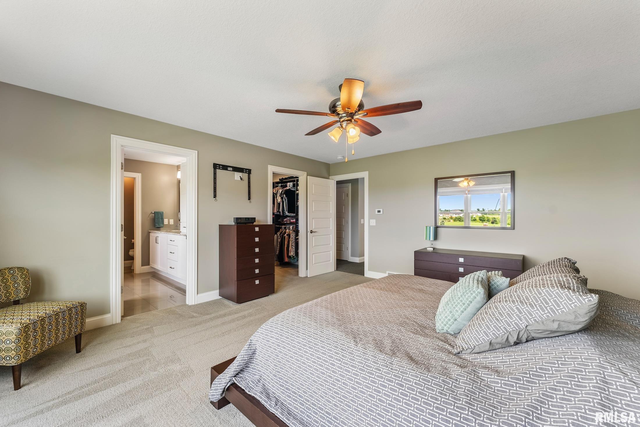 6476 Cardinal Road Bettendorf, IA 52722 - Photo 32 of 61 Gallery Image 32