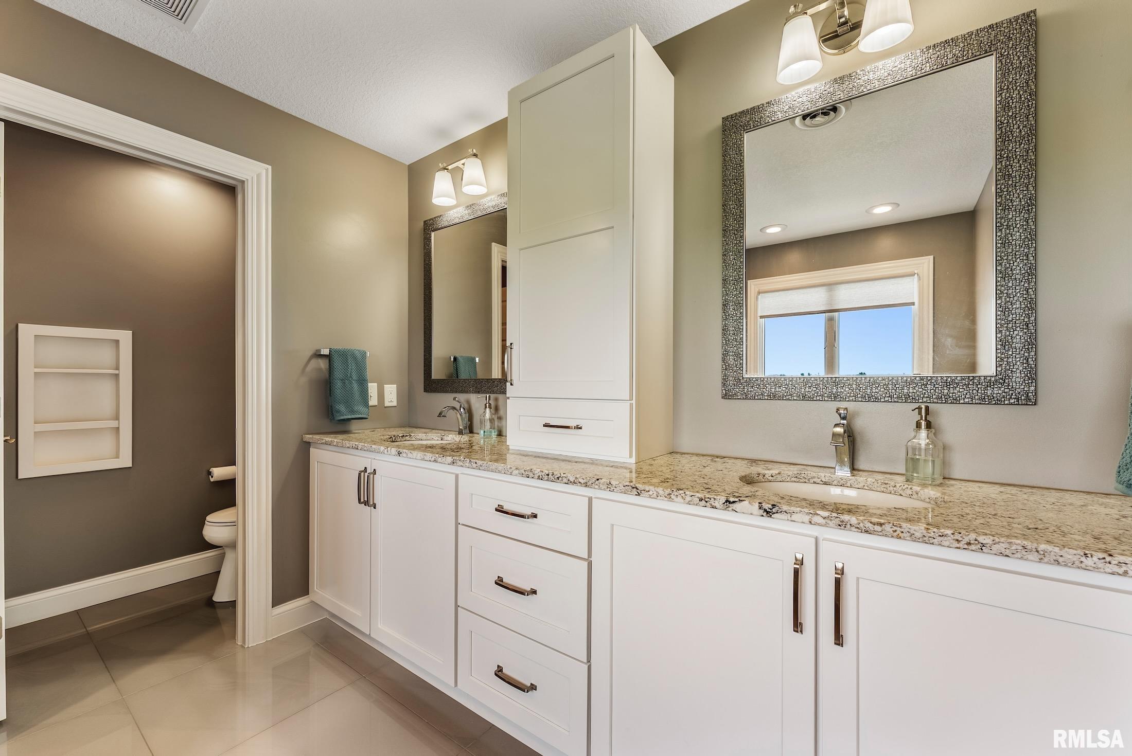 6476 Cardinal Road Bettendorf, IA 52722 - Photo 35 of 61 Gallery Image 35