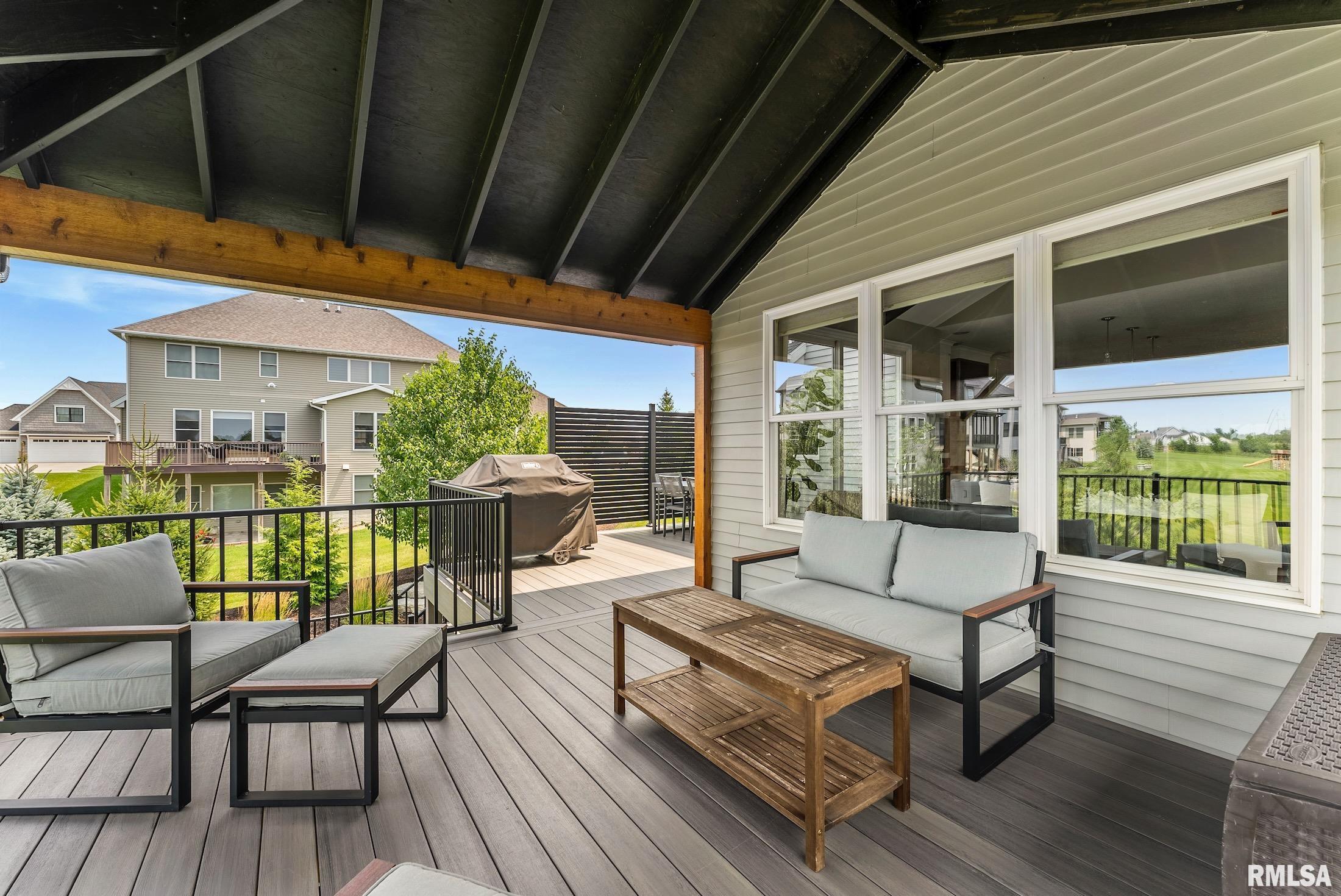 6476 Cardinal Road Bettendorf, IA 52722 - Photo 4 of 61 Gallery Image 4
