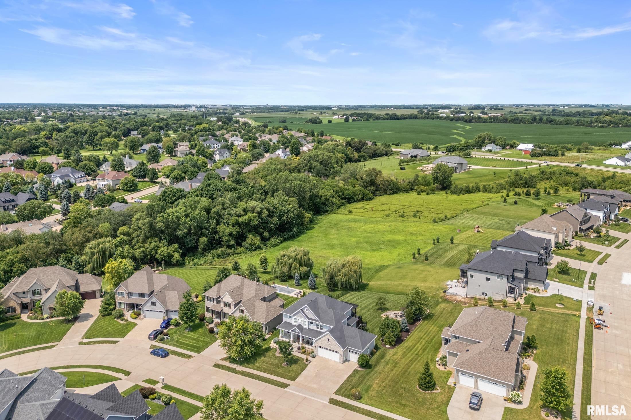6476 Cardinal Road Bettendorf, IA 52722 - Photo 53 of 61 Gallery Image 53