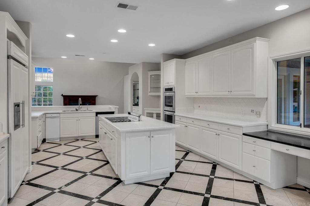 4286 La Canada Road Fallbrook, CA 92028 - Photo 12 of 68