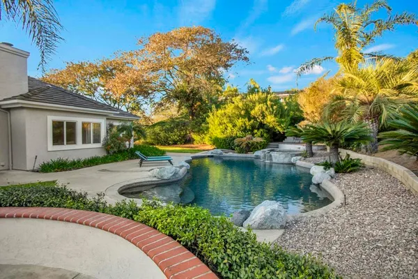 $1,595,000 | 4286 La Canada Road, Fallbrook, CA 92028