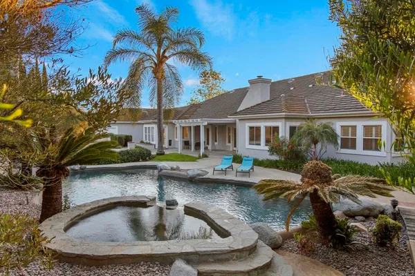 $1,595,000 | 4286 La Canada Road, Fallbrook, CA 92028