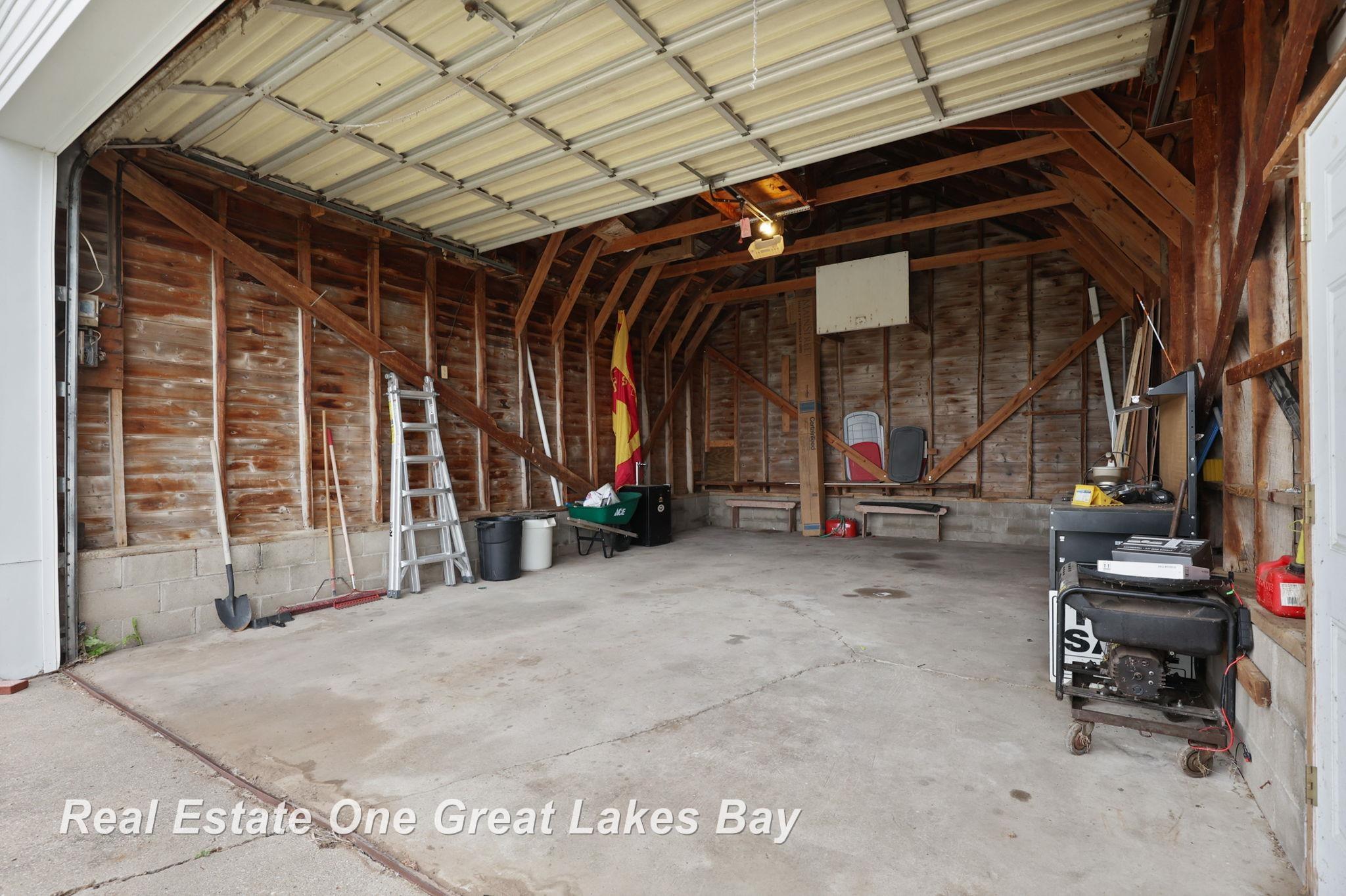 4060 Dickerson Road Akron, MI 48701 - Photo 43 of 62