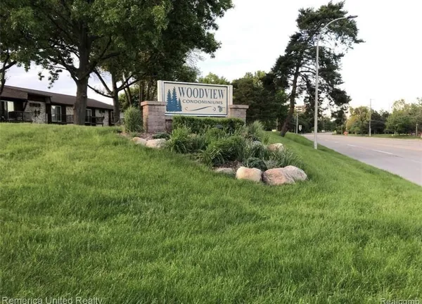 $1,445 | 7640 Woodview Street, Unit 1, Westland, MI 48185